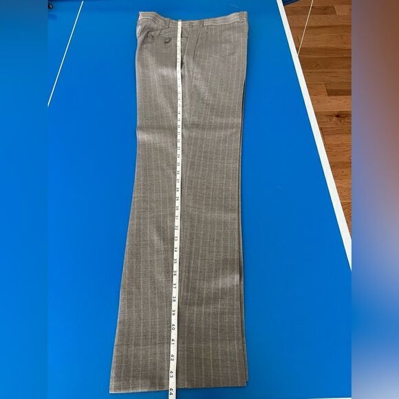 Men’s Sam’s Tailor’s Custom Suit. Excellent Condition. Size 44L - Picture 12 of 16